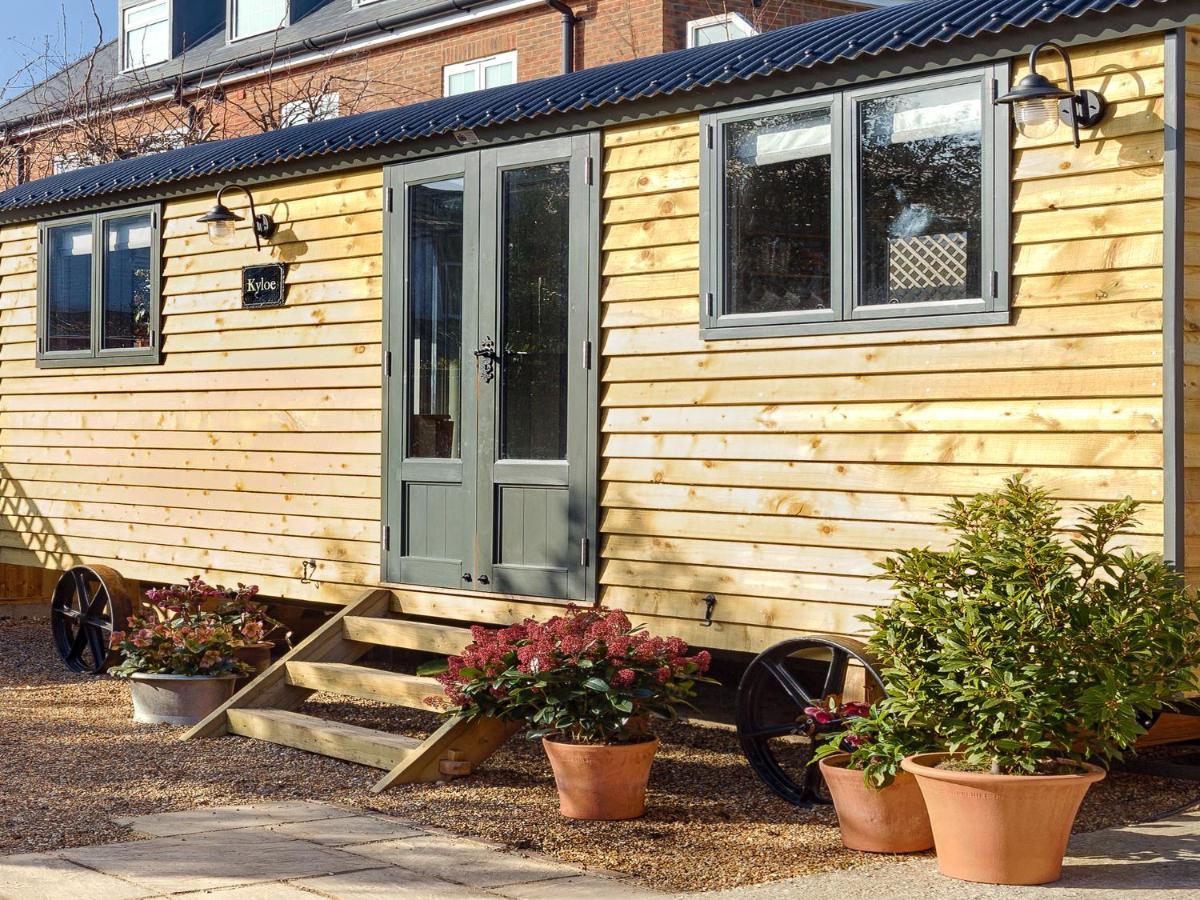 Pass The Keys Whitstable Shepherds Hut Minutes From The Harbour Villa Esterno foto